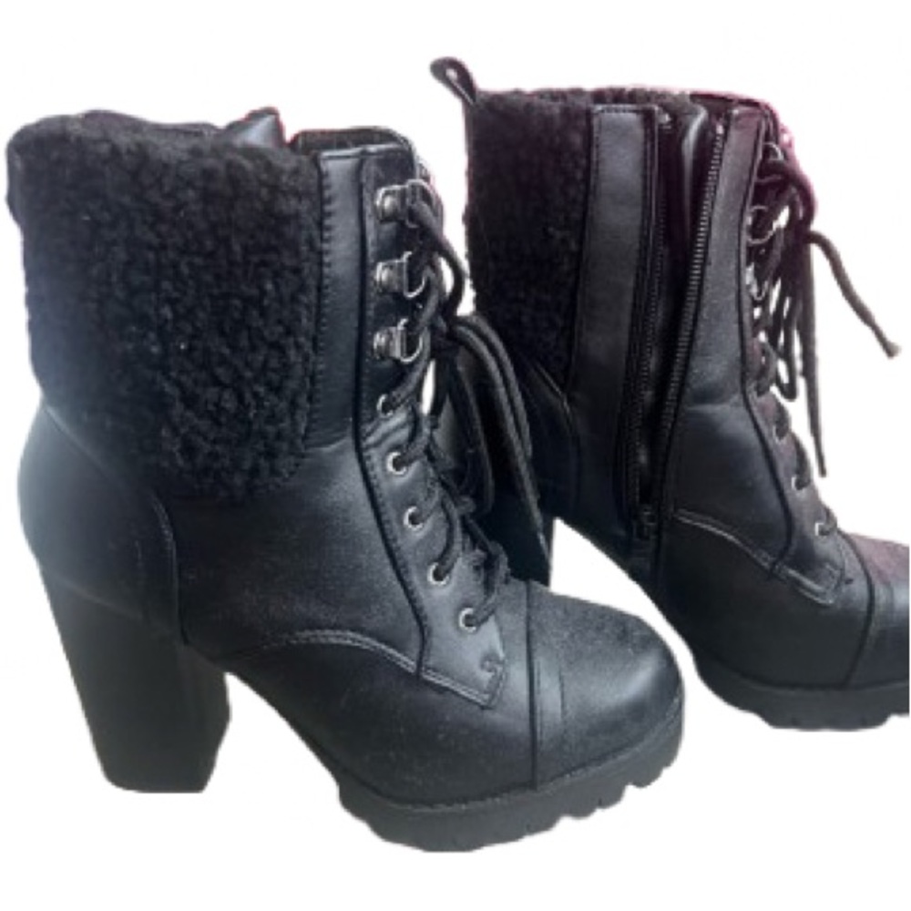 TOP Moda Black fur Lace-Up Chunky Heel Boots